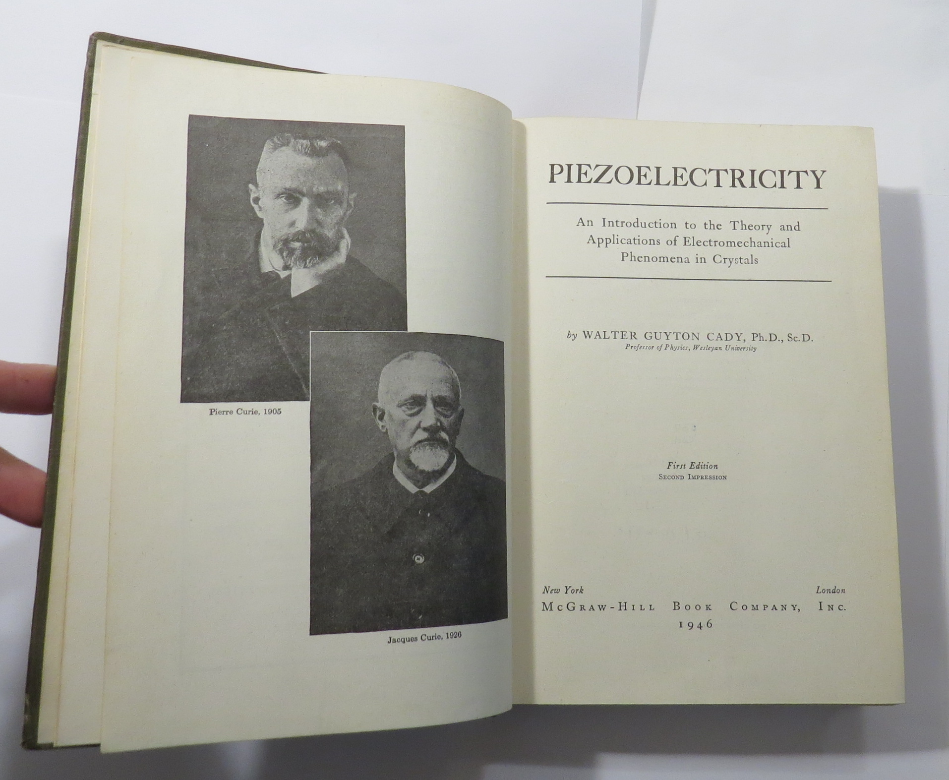 Piezoelectricity : An Introduction to the Theory and Applications of ...